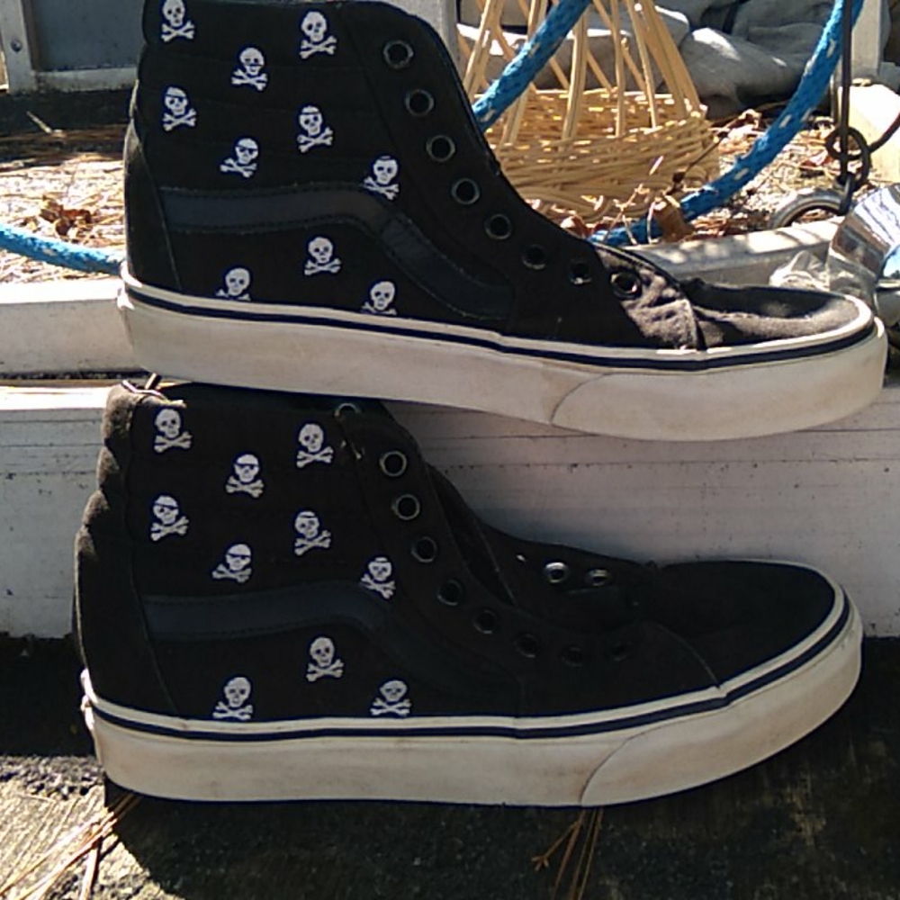 VANS OFF THE WALL HIGH TOP Sneakers